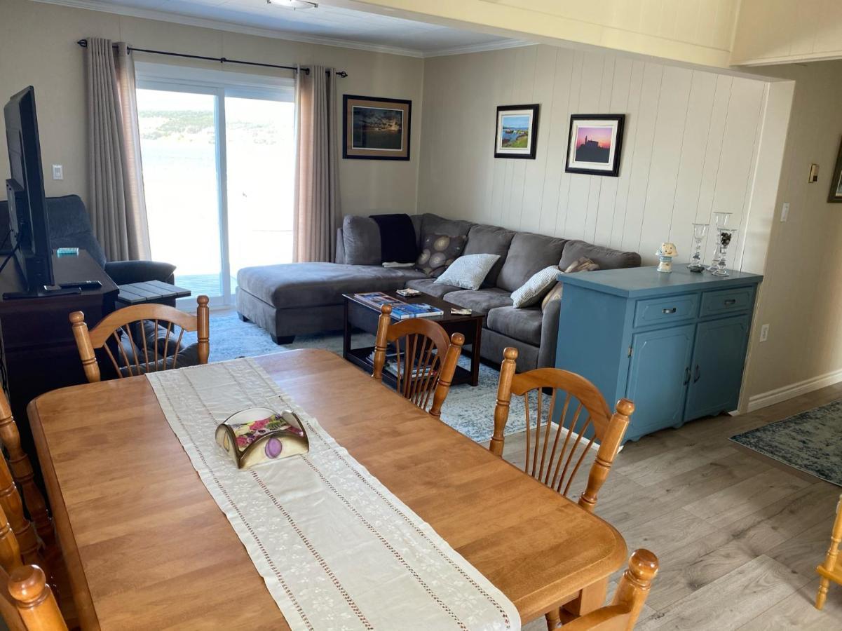Rocky Harbour Oceanfrontヴィラ エクステリア 写真