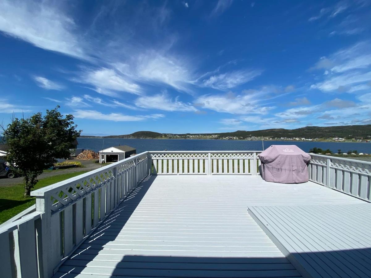 Rocky Harbour Oceanfrontヴィラ エクステリア 写真