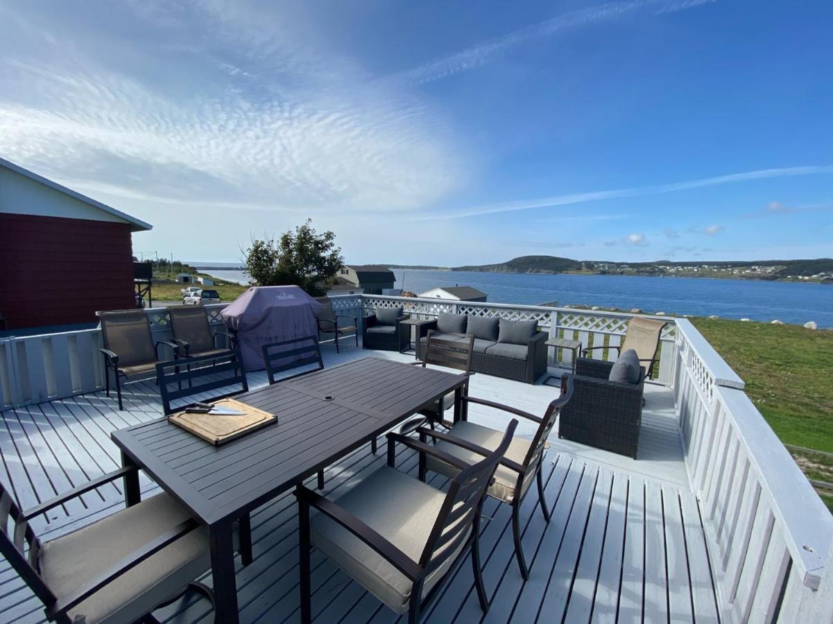 Rocky Harbour Oceanfrontヴィラ エクステリア 写真